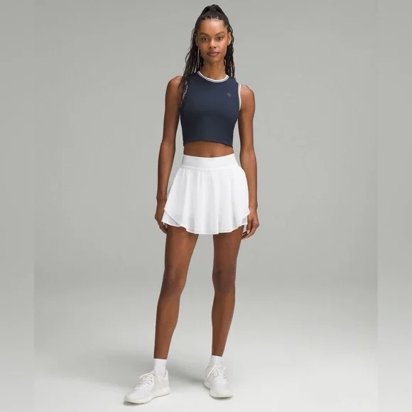 Lululemon Varsity Scoop Neck Cropped Tennis Tank Top Medium Support B/C Cup Navy - Picture 2 of 6